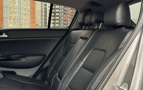 KIA Sportage IV рестайлинг, 2018 год, 1 850 000 рублей, 24 фотография