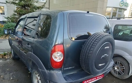 Chevrolet Niva I рестайлинг, 2015 год, 590 000 рублей, 3 фотография