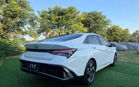 Hyundai Elantra, 2023 год, 1 205 000 рублей, 2 фотография