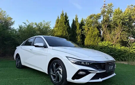 Hyundai Elantra, 2023 год, 1 205 000 рублей, 13 фотография