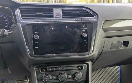 Volkswagen Tiguan II, 2019 год, 2 790 000 рублей, 17 фотография