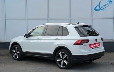 Volkswagen Tiguan II, 2019 год, 2 790 000 рублей, 8 фотография