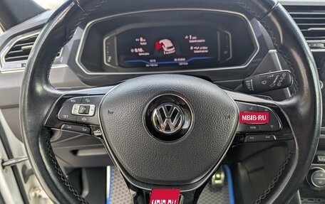 Volkswagen Tiguan II, 2019 год, 2 790 000 рублей, 15 фотография