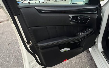Mercedes-Benz E-Класс, 2011 год, 1 100 000 рублей, 10 фотография