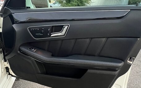 Mercedes-Benz E-Класс, 2011 год, 1 100 000 рублей, 12 фотография