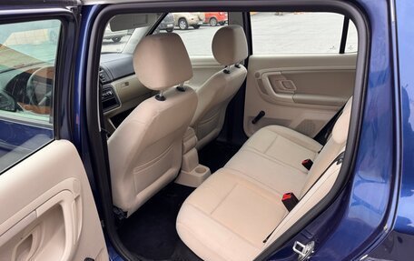 Skoda Fabia II, 2011 год, 400 000 рублей, 12 фотография