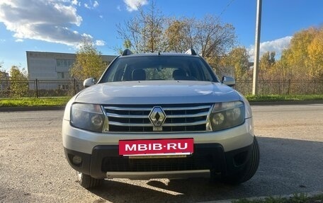 Renault Duster I рестайлинг, 2012 год, 650 000 рублей, 2 фотография