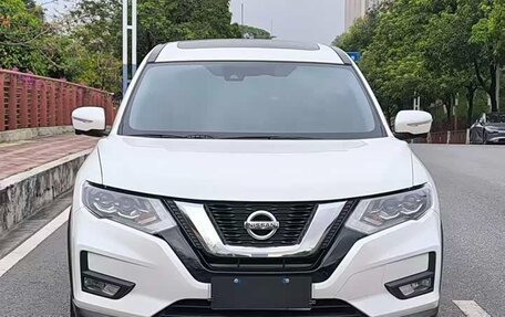 Nissan X-Trail, 2023 год, 1 635 000 рублей, 2 фотография