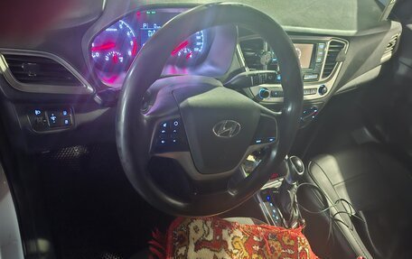 Hyundai Solaris II рестайлинг, 2019 год, 980 000 рублей, 9 фотография