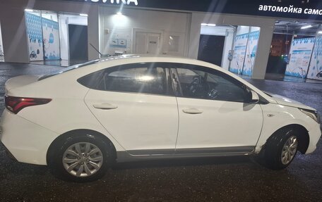 Hyundai Solaris II рестайлинг, 2019 год, 980 000 рублей, 8 фотография