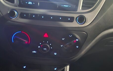 Hyundai Solaris II рестайлинг, 2019 год, 980 000 рублей, 7 фотография