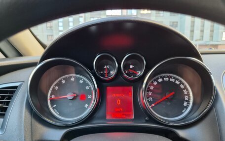 Opel Astra J, 2012 год, 1 000 000 рублей, 6 фотография
