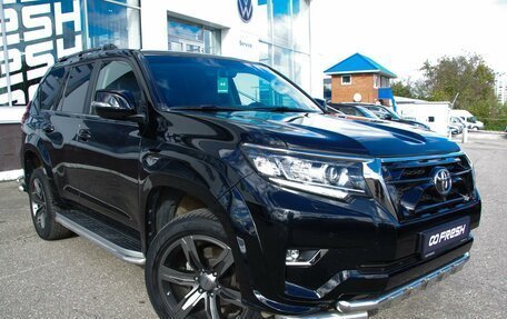 Toyota Land Cruiser Prado 150 рестайлинг 2, 2018 год, 6 199 000 рублей, 31 фотография