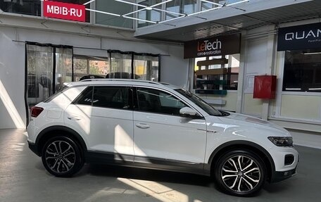 Volkswagen T-Roc I, 2021 год, 2 300 000 рублей, 5 фотография