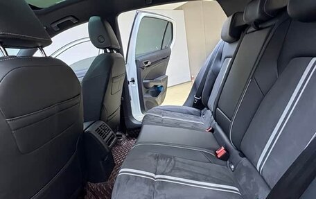 Volkswagen Golf VIII, 2023 год, 1 850 000 рублей, 12 фотография