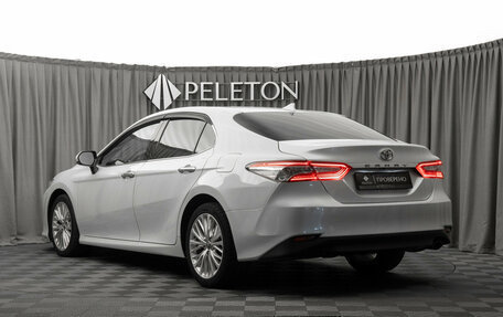 Toyota Camry, 2018 год, 2 700 000 рублей, 4 фотография