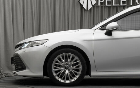 Toyota Camry, 2018 год, 2 700 000 рублей, 9 фотография