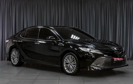 Toyota Camry, 2019 год, 3 210 000 рублей, 1 фотография
