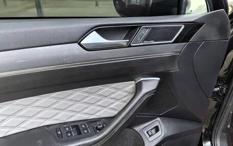 Volkswagen Passat B8 рестайлинг, 2022 год, 1 850 000 рублей, 8 фотография