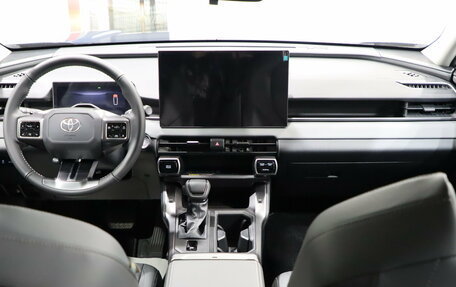 Toyota RAV4, 2026 год, 4 490 000 рублей, 22 фотография