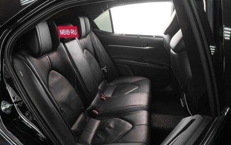 Toyota Camry, 2019 год, 3 210 000 рублей, 11 фотография