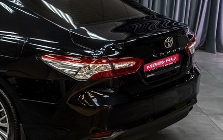Toyota Camry, 2019 год, 3 210 000 рублей, 9 фотография