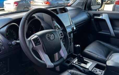 Toyota Land Cruiser Prado 150 рестайлинг 2, 2010 год, 2 350 000 рублей, 10 фотография