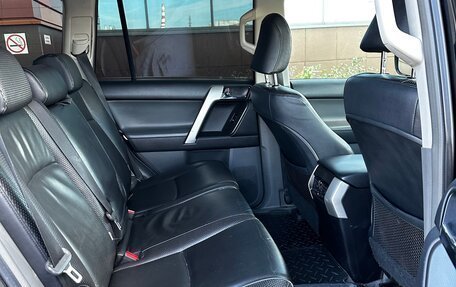 Toyota Land Cruiser Prado 150 рестайлинг 2, 2010 год, 2 350 000 рублей, 13 фотография