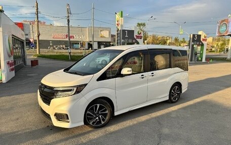 Honda Stepwgn IV, 2021 год, 2 250 000 рублей, 3 фотография