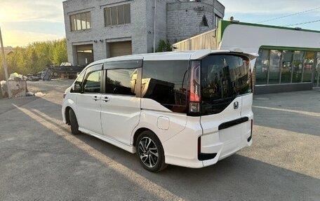 Honda Stepwgn IV, 2021 год, 2 250 000 рублей, 10 фотография