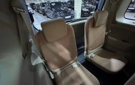 Toyota Sienta I, 2012 год, 950 000 рублей, 24 фотография