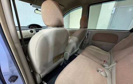 Toyota Sienta I, 2012 год, 950 000 рублей, 28 фотография