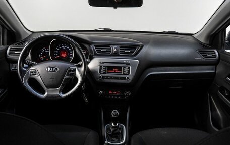 KIA Rio III рестайлинг, 2016 год, 999 000 рублей, 17 фотография
