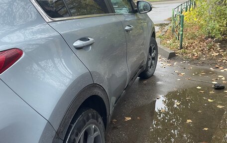 KIA Sportage IV рестайлинг, 2021 год, 2 500 000 рублей, 3 фотография