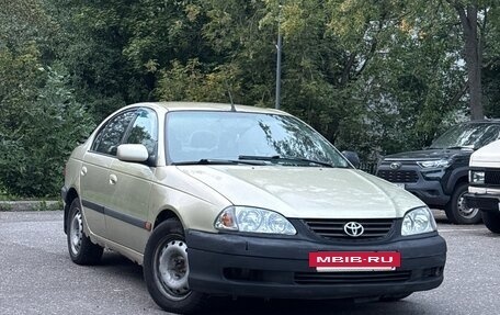 Toyota Avensis III рестайлинг, 2001 год, 175 000 рублей, 9 фотография