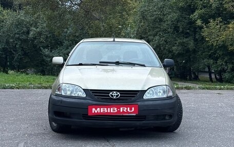 Toyota Avensis III рестайлинг, 2001 год, 175 000 рублей, 10 фотография