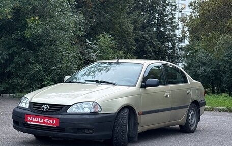 Toyota Avensis III рестайлинг, 2001 год, 175 000 рублей, 3 фотография
