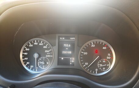 Mercedes-Benz Vito, 2015 год, 3 250 000 рублей, 15 фотография