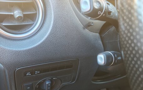 Mercedes-Benz Vito, 2015 год, 3 250 000 рублей, 22 фотография