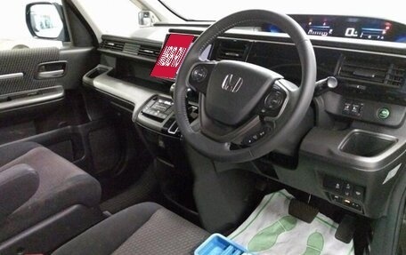 Honda Stepwgn IV, 2017 год, 1 300 000 рублей, 5 фотография