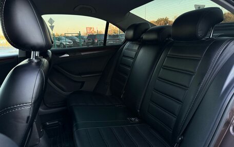 Volkswagen Jetta VI, 2015 год, 1 050 000 рублей, 15 фотография