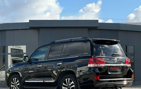 Toyota Land Cruiser 200, 2017 год, 5 950 000 рублей, 6 фотография