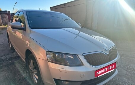 Skoda Octavia, 2015 год, 990 000 рублей, 2 фотография