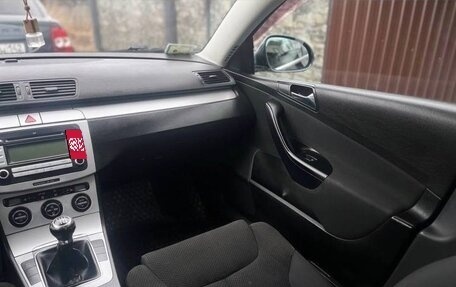 Volkswagen Passat B6, 2008 год, 750 000 рублей, 8 фотография