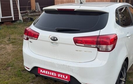 KIA Rio III рестайлинг, 2016 год, 750 000 рублей, 2 фотография