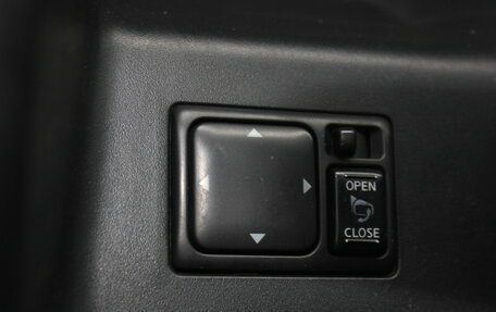 Nissan Patrol, 2007 год, 1 357 000 рублей, 21 фотография