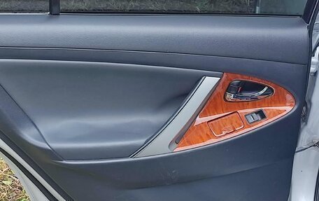 Toyota Camry, 2011 год, 1 250 000 рублей, 6 фотография