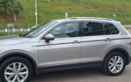 Volkswagen Tiguan II, 2020 год, 2 490 000 рублей, 3 фотография
