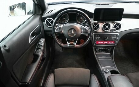 Mercedes-Benz GLA, 2019 год, 2 299 900 рублей, 10 фотография