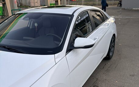 Hyundai Elantra, 2024 год, 1 980 000 рублей, 3 фотография